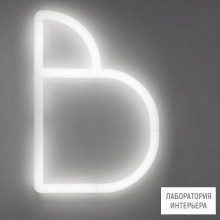 Artemide 1211B00A — Настенный накладной светильник Alphabet of Light W Буква "B" + Support